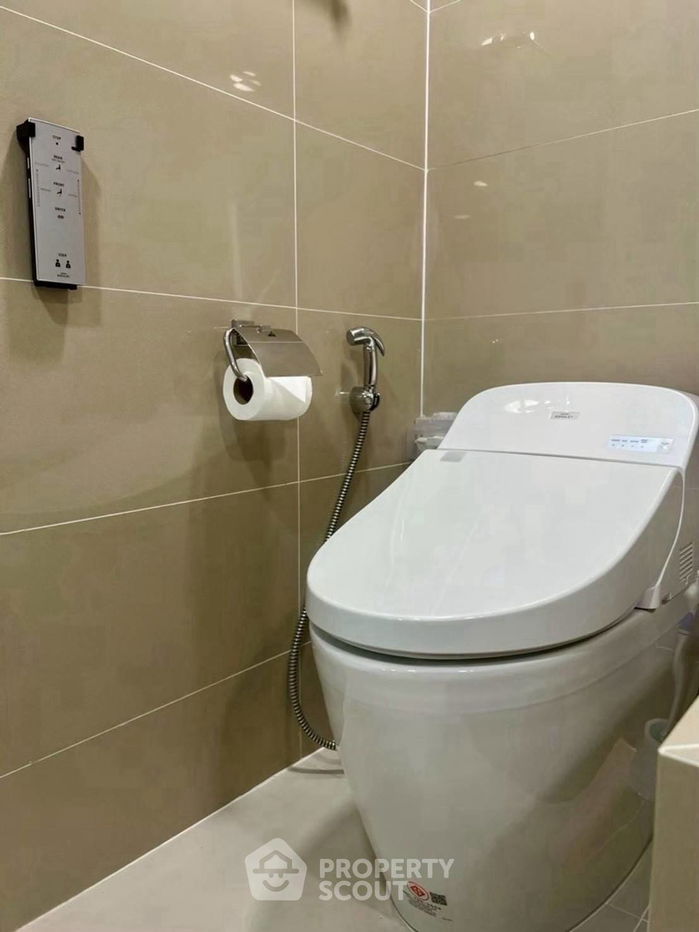 picture 2-BR Condo at Belle Grand Rama 9 near MRT Phra Ram 9 (ID 2718015) - 7/16