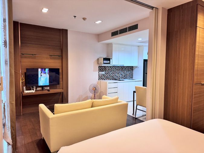 ว่างพร้อมอยู่! Nara9. 1นอน 39ตรม. Line id: @pfagent