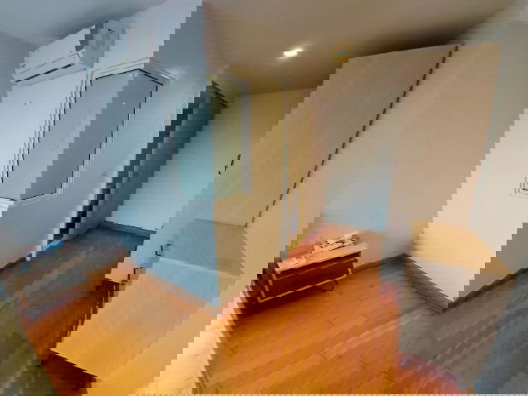 picture ð Downtown 49 Condo
Size 69 SQ.M Type 2 Bedroom 2 Bathroom On the 6th Floor
Rental.45,000 THB - 7/11