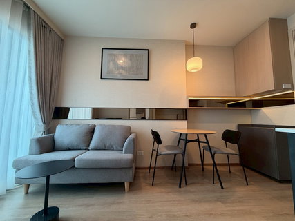 รูปภาพ Nue District R9 MRT พระราม9 ห้องใหม่แกะกล่อง แต่งสวย วิวไม่บล็อค พร้อมอยู่