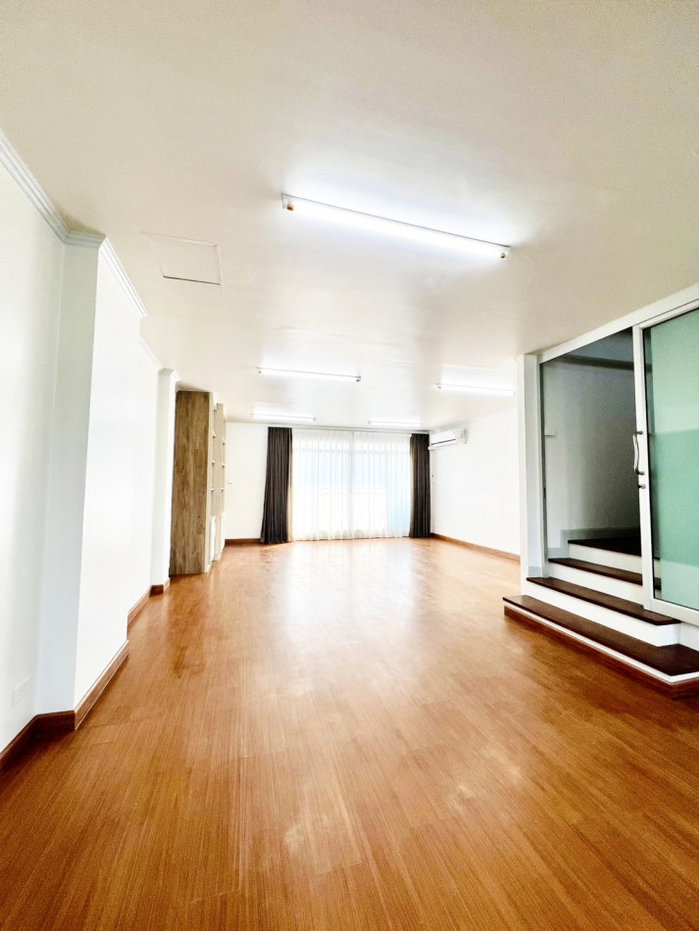 รูป ขาย ทาวน์โฮม ประเวศ บิซทาวน์ ศรีนครินทร์ พื้นที่ใช้สอย 250 ตรม เนื้อที่ 28 ตรว - รูปที่ 5/12