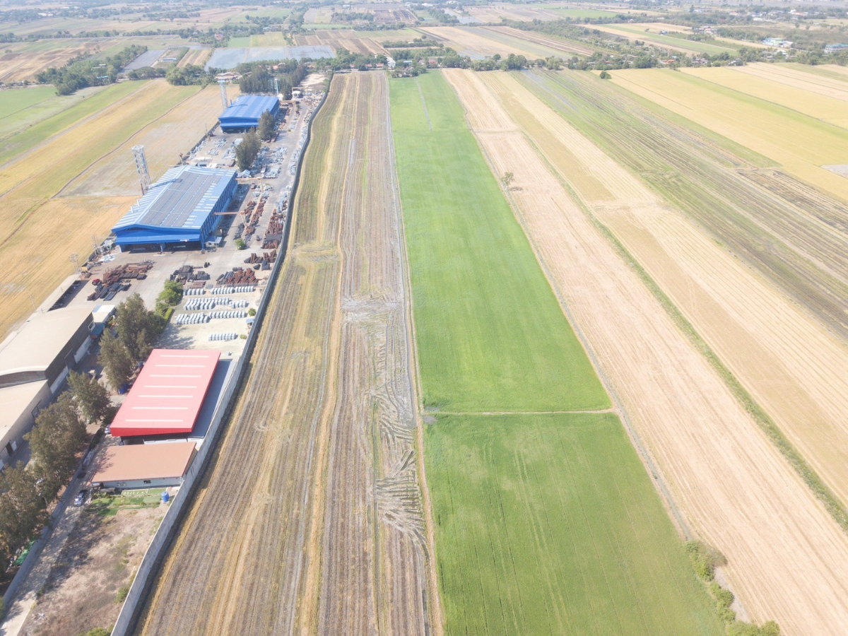 รูป ขายที่ดินเปล่า 21 ไร่ 160 ตร.ว. อ.ลาดหลุมแก้ว จ.ปทุมธานี ทำเลทอง ติดสถานีไทยคม ลาดหลุมแก้ว - รูปที่ 7/10