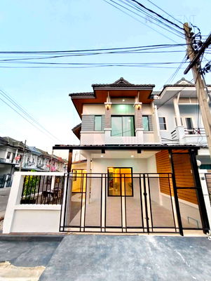 ขายทาวน์โฮม : 📌 ขายทาวน์เฮาส์ โครงการ ดิเอมเมอรัลด์ พาร์ค 2 2 ชั้น 3 ห้องนอน 2 ห้องน้ำ