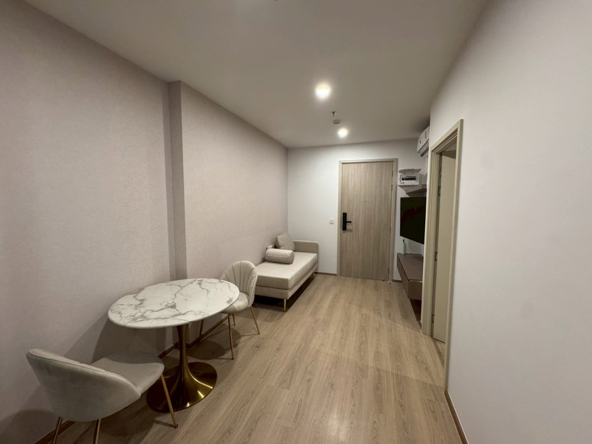 รูป Condo ย่านพระราม 4 เชื่อมอโศก | ห้องใหม่ | ชั้นสูง | วิวสูง | เงียบสงบ - รูปที่ 7/10