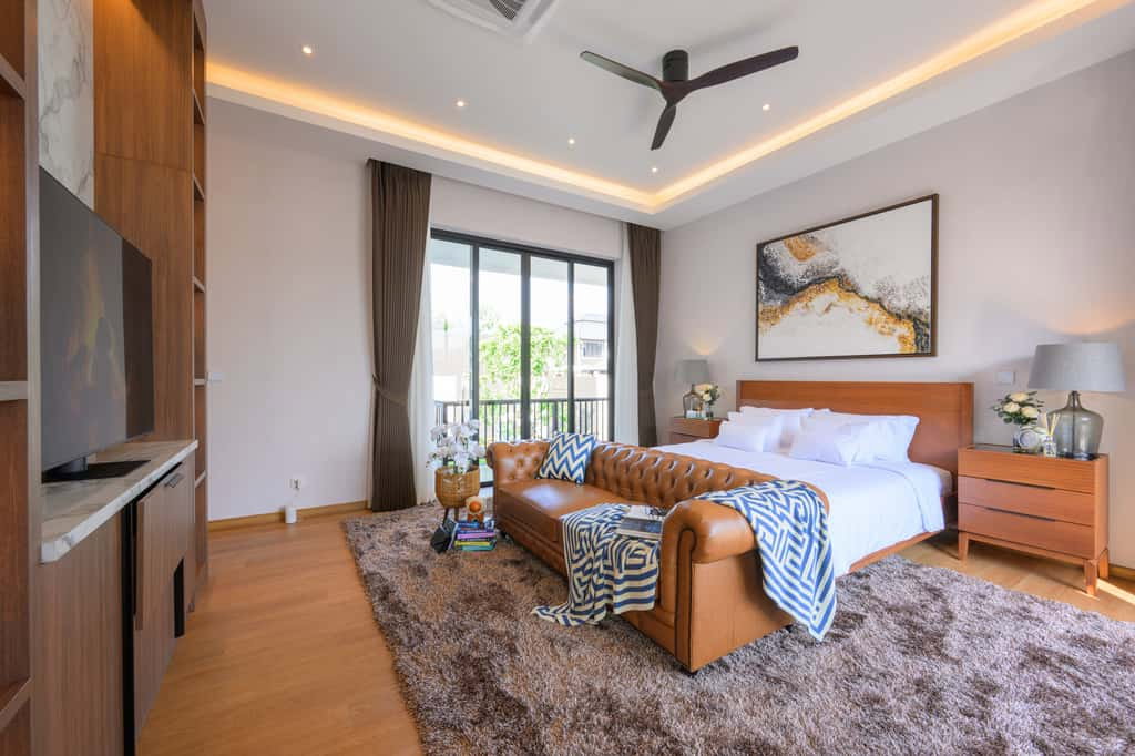 รูป Luxury Pool Villa พูลวิลล่าส่วนตัว หรูหรา มีระดับ ใจกลางเมือง สัมผัสความเหนือระดับ กับดีไซน์ที่โดดเด่น Mood และ Tone สุดพิเศษ ตอบโจทย์ทุกไลฟ์สไตล์ - รูปที่ 24/37