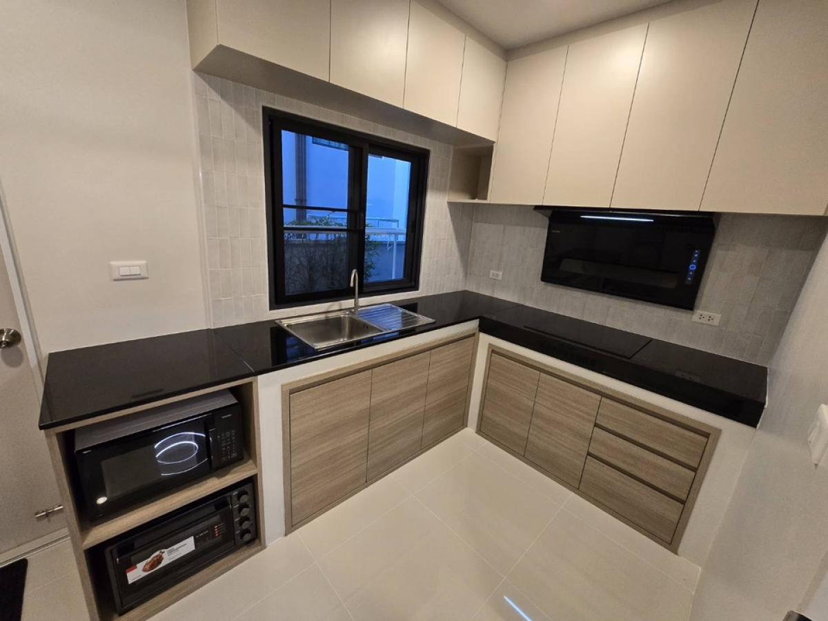 รูป 🏡 ให้เช่าบ้านเดี่ยว 2 ชั้น Centro บางนา ✨ บ้านสวยแปลงใหญ่ พร้อมสวนส่วนตัว ทำเลดี ใกล้ Mega Bangna เพียง 1 กม. - รูปที่ 12/16