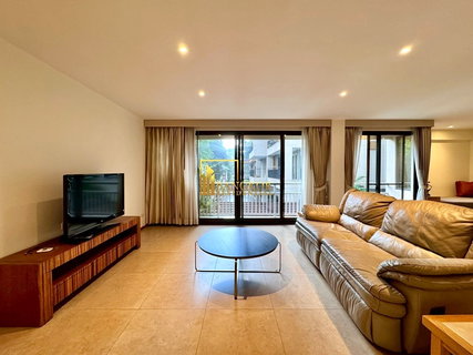 รูปภาพ Cozy 2 Bedroom Low-Rise Apartment in Chit Lom - BR20693AP