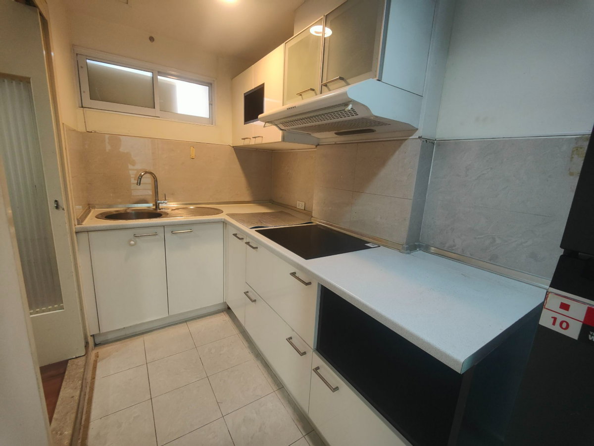 รูป ปล่อยเช่าคอนโด Lumpini Suite Sukhumvit 41 ขนาด 71 ตารางเมตร ชั้น 2 - รูปที่ 39/39