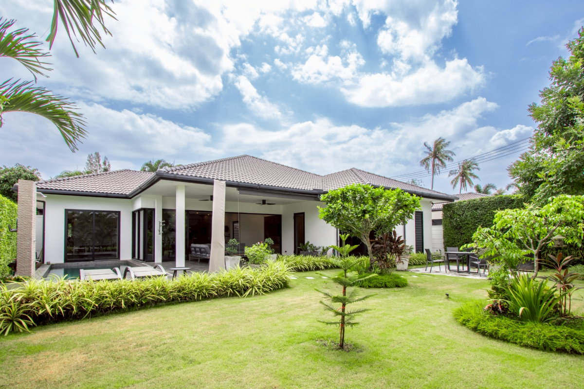 รูป 🏡 ขายพูลวิลล่าชั้นเดียว ห้วยใหญ่ พัทยา | บ้านสวย พร้อมอยู่ พร้อมโซลาร์เซลล์ - รูปที่ 1/22