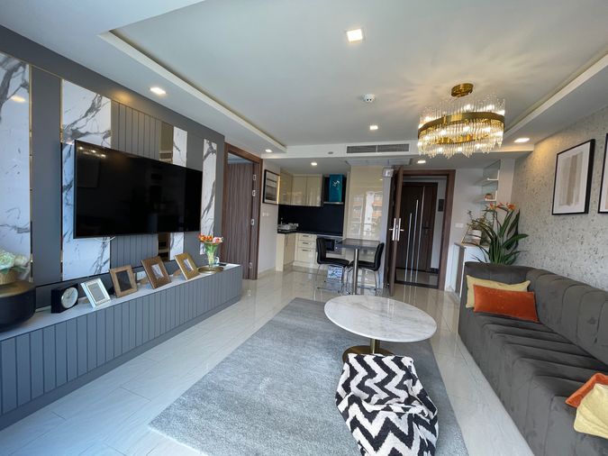 For rent Grand Avenue Residence Corner Room 