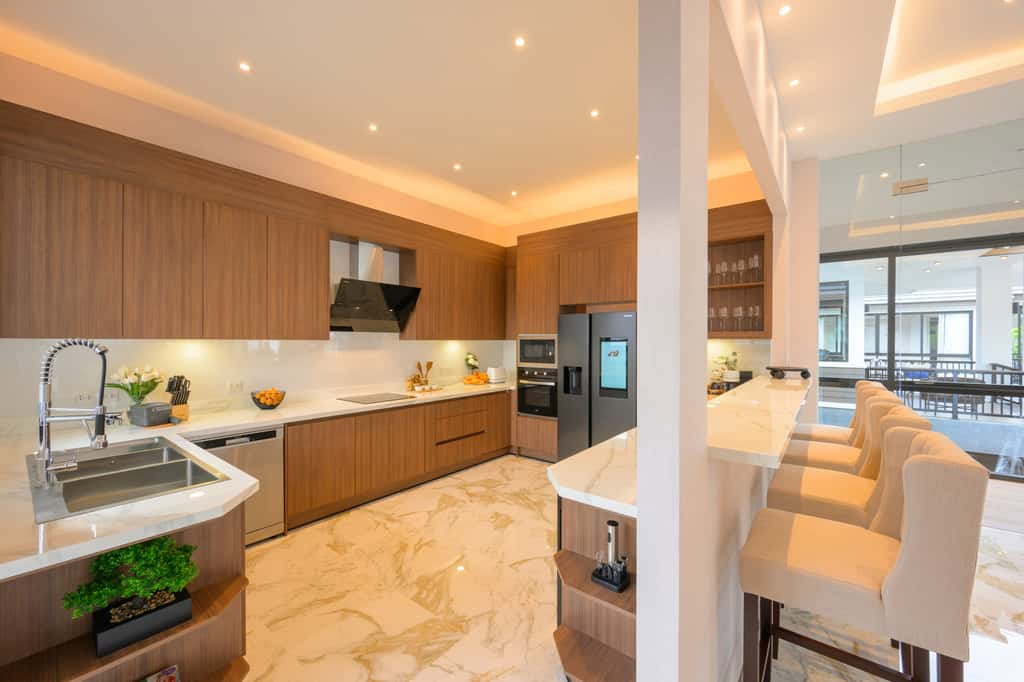 รูป Luxury Pool Villa พูลวิลล่าส่วนตัว หรูหรา มีระดับ ใจกลางเมือง สัมผัสความเหนือระดับ กับดีไซน์ที่โดดเด่น Mood และ Tone สุดพิเศษ ตอบโจทย์ทุกไลฟ์สไตล์ - รูปที่ 31/37