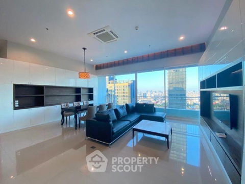 คอนโด 3-ห้องนอน ที่ เซอร์เคิล คอนโดมิเนียม ใกล้ MRT เพชรบุรี (ID 2138651)