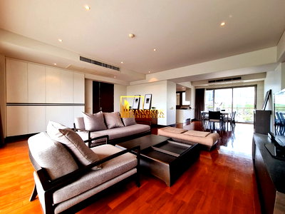 Condos for rent : Spacious 3 Bedroom Apartment in Phloenchit - BR0241AP