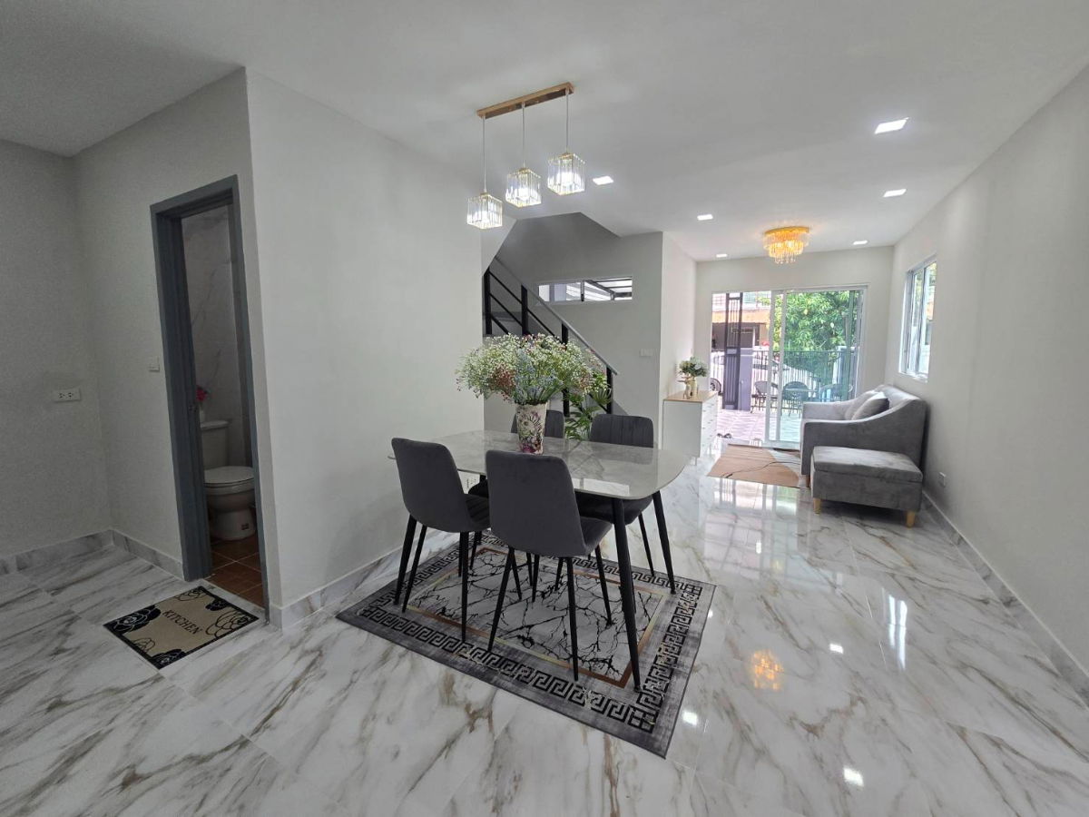 รูป บ้านสวยทำเลปัง ราคาดี พร้อมเข้าอยู่ทันที ทาวน์โฮม 2ชั้น หลังมุมใน หมู่บ้าน พฤกษาทาวน์เน็กซ์ (Pruksa Town Next) ถนนพระยาสุเรนทร์ คลองสามวา - รูปที่ 19/45