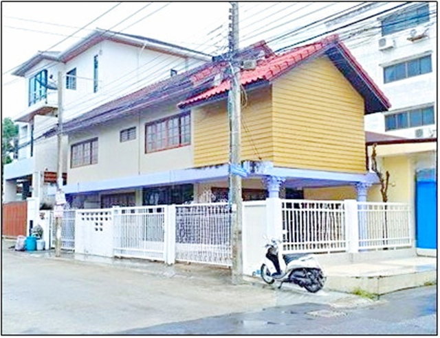 รูป รามอินทรา1-5 บางเขน บ้านเดี่ยว 2 ชั้น 3นอน 2น้ำ ใกล้MRT รามอินทรา3 850ม. 45 ตร.ว.180 ตร.ม.12,999 B-M. - รูปที่ 1/8