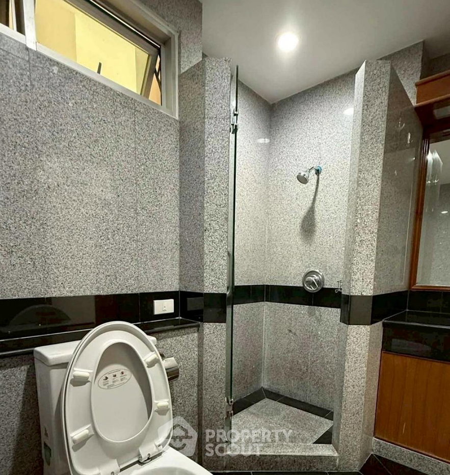 รูป คอนโด 3-ห้องนอน ที่ แกรนด์ หลังสวน คอนโดมิเนียม ใกล้ BTS ราชดำริ (ID 2719132) - รูปที่ 6/8