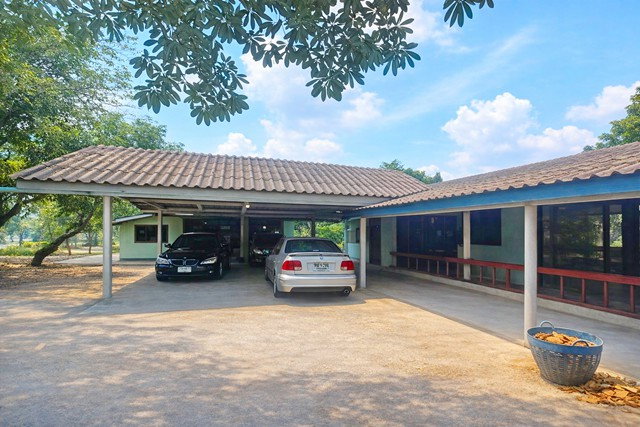 รูป โรบินสัน บ้านเดี่ยวชั้นเดียว 2 หลัง ติดไทวัสดุ ฉะเชิงเทรา 600ม. 3นอน 3น้ำ ตลาดโสธร 1.2 กม. 299 ตร.ว. 6 คัน ถ.ฉะเชิงเทรา-บางปะกง - รูปที่ 15/18