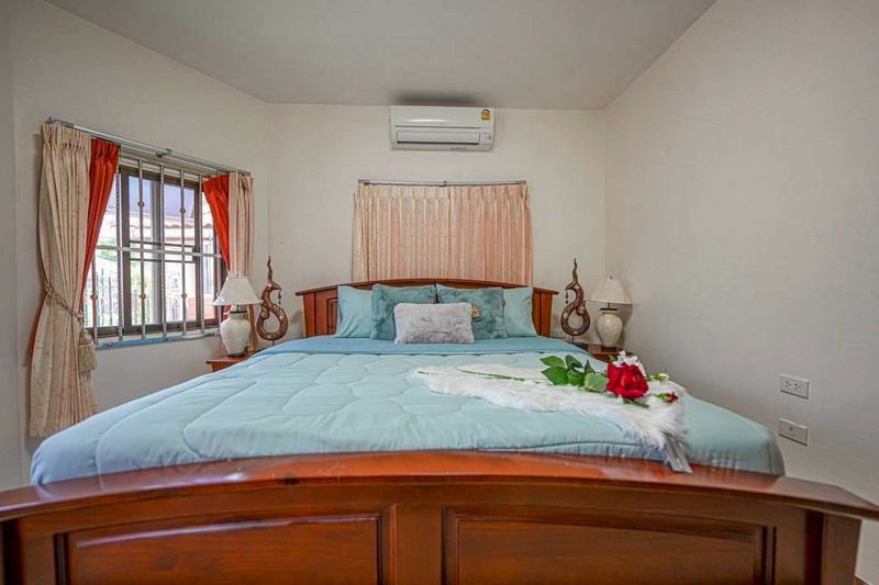 รูป ขายบ้านเดี่ยวรีโนเวทใหม่ทั้งหลัง ซอยเนินพลับหวาน พัทยา พร้อมอยู่ - รูปที่ 7/18