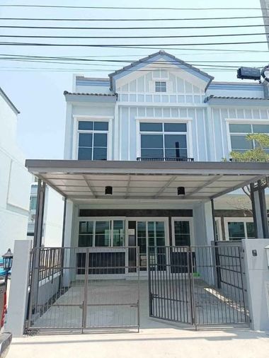 Corner house near Mega Bangna!!! Indy2 Bangna Ramkhamhaeng 2