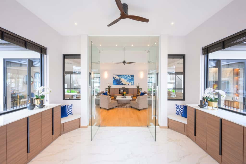 รูป Luxury Pool Villa พูลวิลล่าส่วนตัว หรูหรา มีระดับ ใจกลางเมือง สัมผัสความเหนือระดับ กับดีไซน์ที่โดดเด่น Mood และ Tone สุดพิเศษ ตอบโจทย์ทุกไลฟ์สไตล์ - รูปที่ 28/37