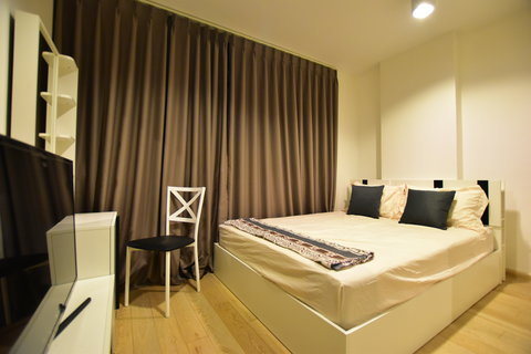 รูปภาพ P-124580 คอนโด แบงค์คอก เฟ'ลิซ @ สถานีกรุงธนบุรี ให้เช่าใกล้ BTS กรุงธนบุรี วิวสวนสวย เฟอร์ครบ! 12,500 บ. Line Id: @easycondoplus 099-229-6397