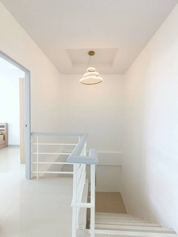 รูป ลาดกระบัง สุวินทวงศ์ ฉลองกรุง หมู่บ้านราชพฤกษ์ นัดชมบ้าน 085-318-6868 คุณวา - รูปที่ 9/17