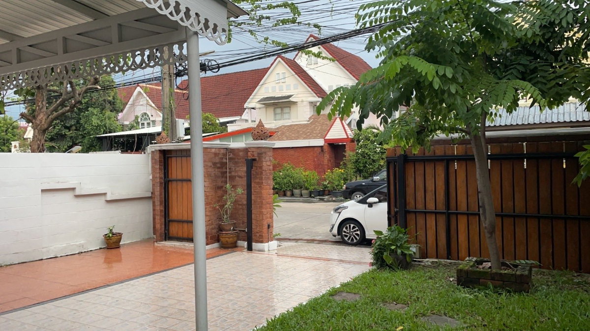รูป ให้เช่าบ้านเดี่ยว หลังใหญ่ นวมินทร์ 3 ห้องนอน ใกล้เลียบด่วน 📲097-2161939 - รูปที่ 4/19