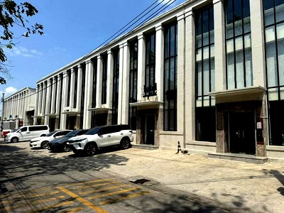 เช่าสำนักงาน กรุงเทพมหานคร : MBR5 ออฟฟิศ 3 ชั้น พร้อมโกดัง! เช่าสำนักงานอุดมสุข 31 พื้นที่ 351 ตร.ม. ไฟฟ้า 100 Amp ใกล้ BTS อุดมสุข 