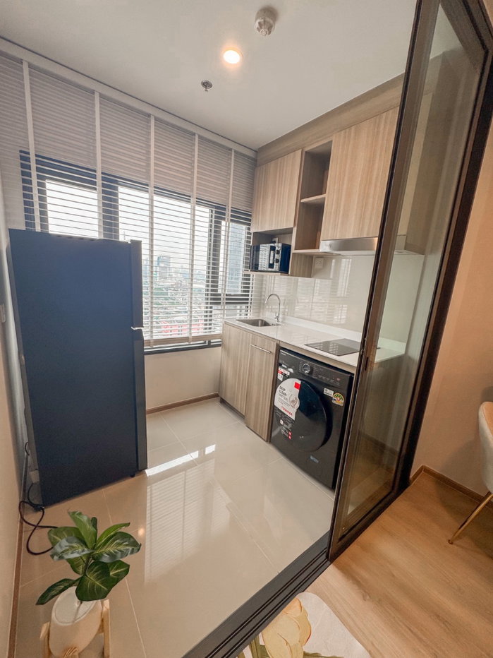 รูป Condo ย่านพระราม 4 เชื่อมอโศก | ห้องใหม่ | ชั้นสูง | วิวสูง | เงียบสงบ - รูปที่ 5/10