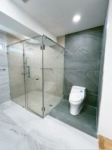 รูป LTH14660 –Luxury Spacious Penthouse Prime Location | Condo for Rent | Hamilton Penthouse | 360 sqm | 4 Bedrooms 4 Bathrooms |  Near BTS Phrom Phong | 130,000 THB/Month | คอนโดให้เช่า แฮมิลตัน เพนท์เฮาส์ 360 ตร.ม. 4 ห้องนอน 4 ห้องน้ำ เพนท์เฮาส์หรู พื้นที่กว้าง ใกล้ BTS พร้อมพงษ์ ราคาเช่าคุ้มค่า 130,000 บาท/เดือน - รูปที่ 3/7