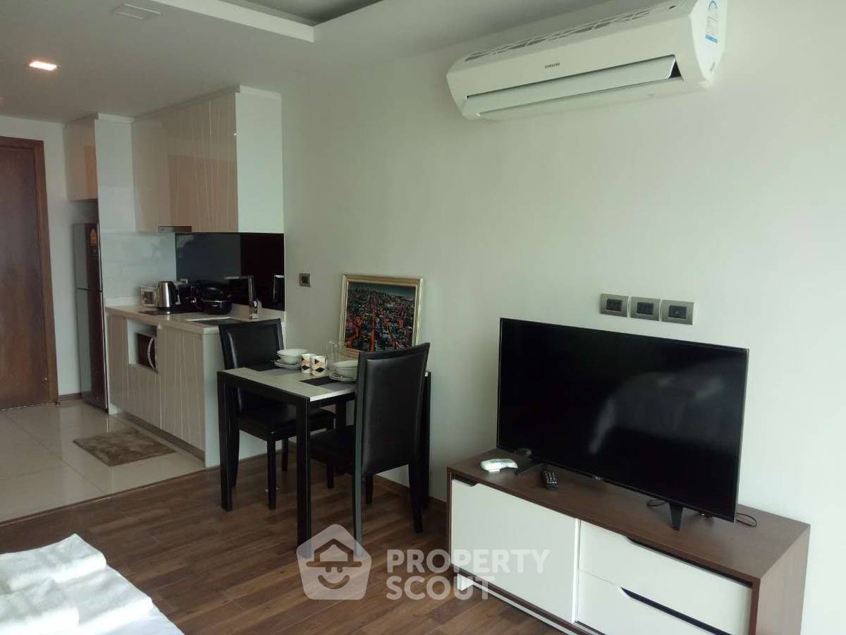 picture 1-BR Condo at The Peak Towers close to Phratamnak (ID 2695545) - 5/7