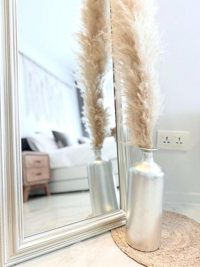 รูป คอนโด 1-ห้องนอน ที่ ไฮด์ สุขุมวิท11 ใกล้ BTS นานา (ID 2416062) - รูปที่ 2/13