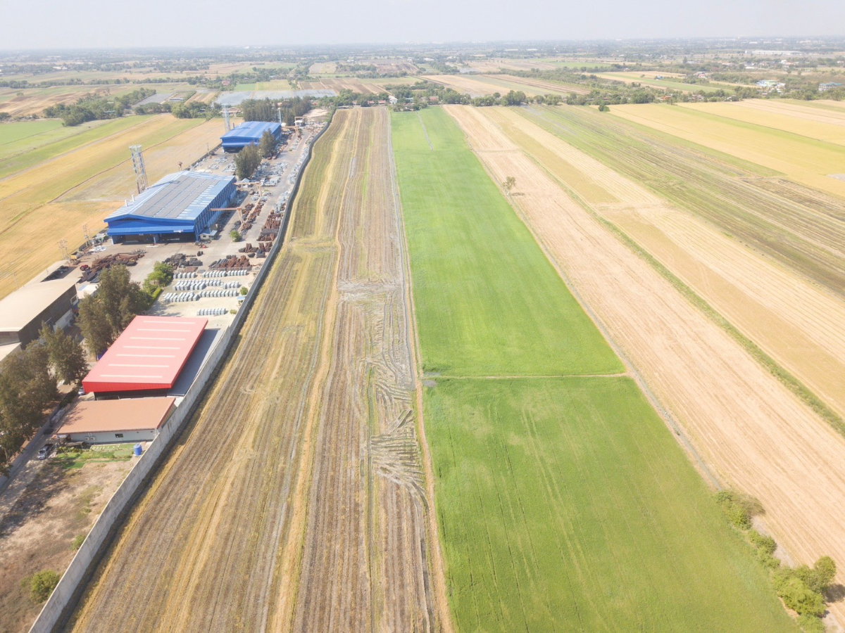 รูป ขายที่ดินเปล่า 21 ไร่ 160 ตร.ว. อ.ลาดหลุมแก้ว จ.ปทุมธานี ทำเลทอง ติดสถานีไทยคม ลาดหลุมแก้ว - รูปที่ 6/10