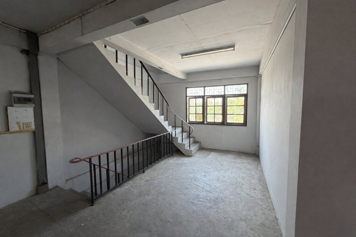รูป ให้เช่าอาคารพาณิชย์ 2 ห้องติดกัน 3.5 ชั้น ใกล้วัดท่าข้าม พื้นที่ใหญ่ จอดรถได้ - รูปที่ 10/11