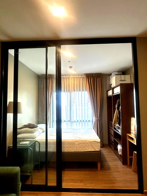 Condos for rent : R075/Condo for Rent  Metris Rama 9–Ramkhamhaeng,