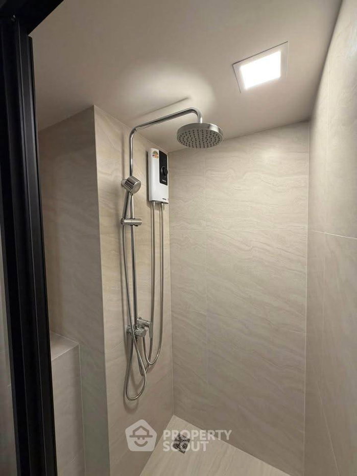 picture 2-BR Condo at The Base Urban Rama9 near MRT Phra Ram 9 (ID 2719936) - 4/8