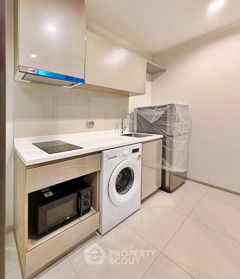 picture 2-BR Condo at Life Sukhumvit 62 near BTS Bang Chak (ID 2719679) - 6/18