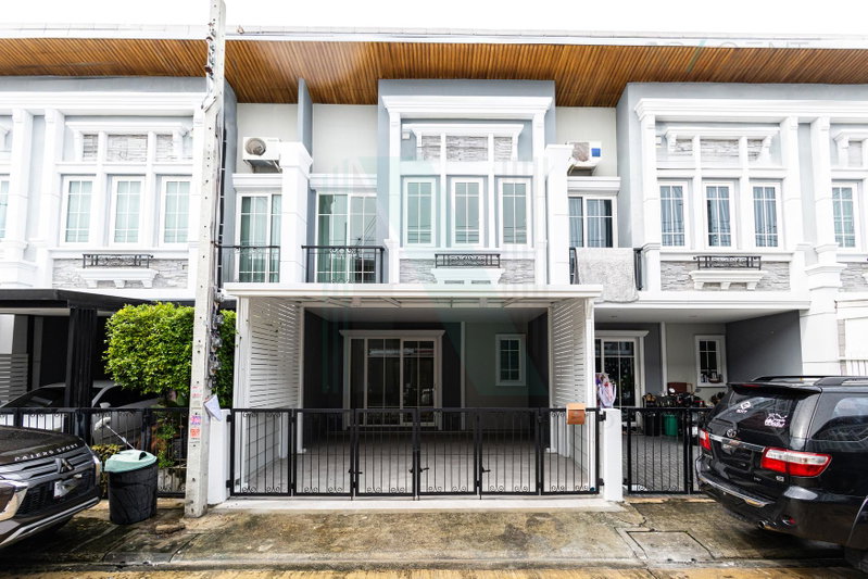 ขายทาวน์โฮม : 📌 ขายทาวน์เฮาส์ โครงการ บ้านกลางเมือง พระราม 9-อ่อนนุช 3 ชั้น 3 ห้องนอน 3 ห้องน้ำ