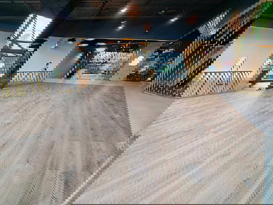 รูป พื้นที่โล่ง 57 ตรม. ชั้น 2 ของโรงแรม มองเห็นได้จากถนนสุขุมวิท BTS นานา - รูปที่ 2/11