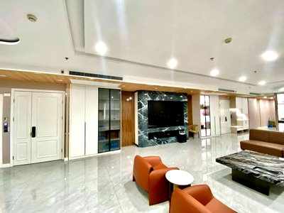 Condos for rent : PFD-08074 For rent, luxury penthouse Supalai Oriental Sukhumvit 39, 6 bedrooms, near BTS Phrom Phong.