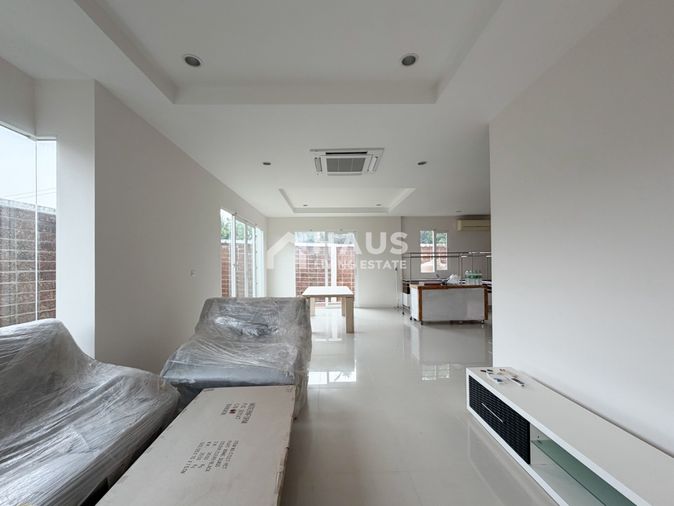 3-bed house for sale, 262 sqm, 99.9 sq wah, THE PALAZZO SATHORN