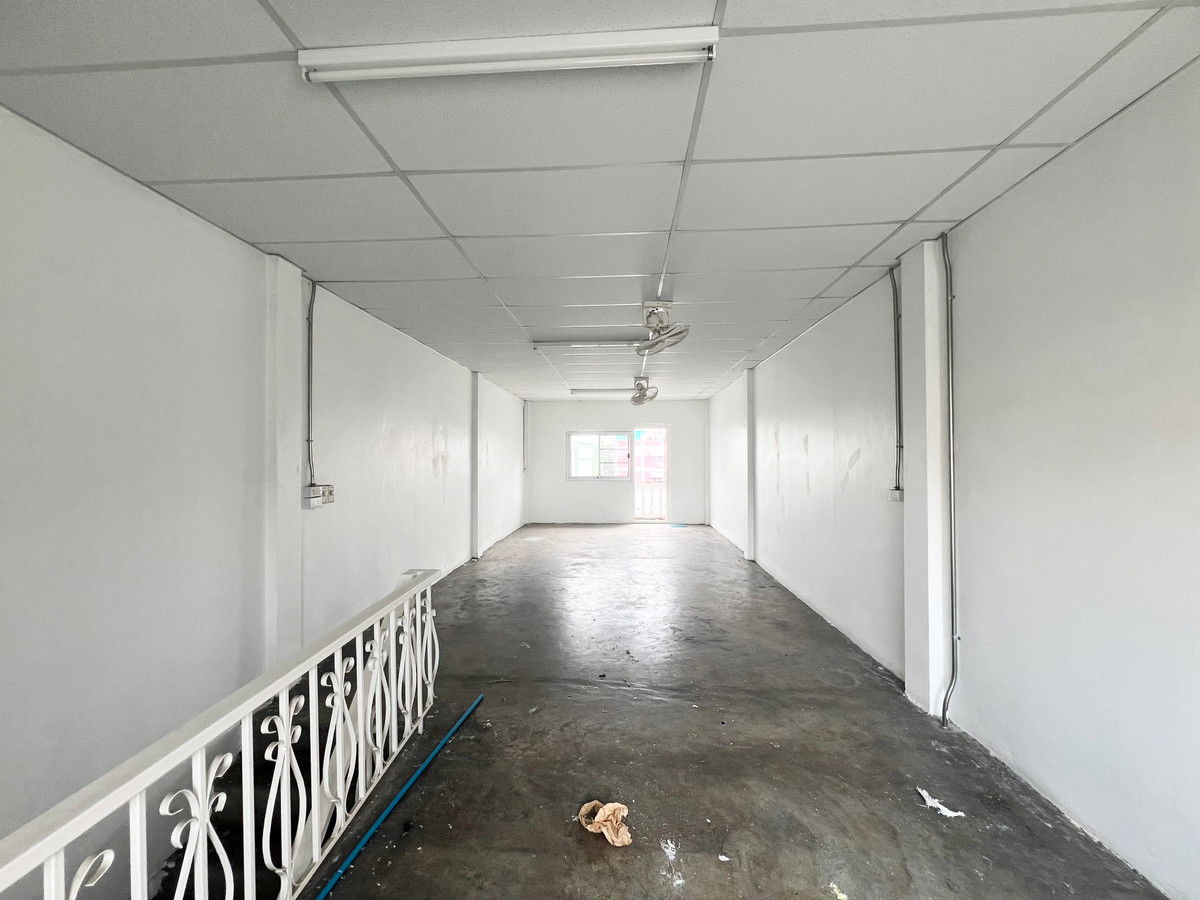 รูป ขายอาคารพาณิชย์ ติดถนนเมน ทำเลค้าขาย ใกล้แหล่งชุมชน อยู่อาศัยได้ พิกัด สุขสวัสดิ์ 78 ประชาอุทิศ พระประแดง (สนใจจริงราคาต่อรองได้) - รูปที่ 8/13