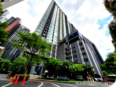 Condos for sale MRT Phra Ram 9 : FOR SALE Rhythm Asoke 2074000 BAHT.