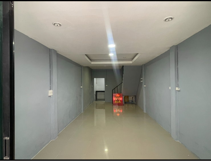 รูป บ้านตึก 3ชั้นทตกแต่งแล้วพร้อมอยู่ เดินทางสะดวก+ง่าย ใกล้สถานที่สำคัญหลายแห่ง - รูปที่ 6/14