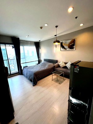 Condos for rent : Rhythm                        Asoke 