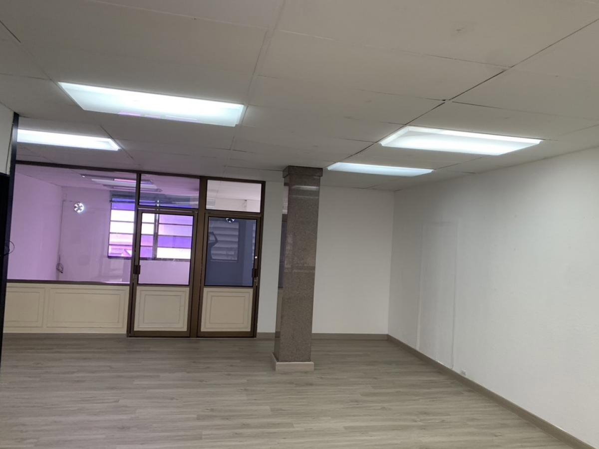 รูป 🏢 ให้เช่าพื้นที่สำนักงาน ริมถนนรัชดาภิเษก ใกล้ MRT สุทธิสาร ✨ ทำเลดี ใจกลางย่านธุรกิจ เดินทางสะดวก เหมาะสำหรับสำนักงานหรือธุรกิจขนาดเล็ก - รูปที่ 3/5