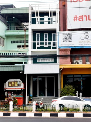 อาคารพาณิชย์ ศูนย์ราชการจังหวัดสมุทรสาคร : ขายตึกริมถ.เอกชัย(มหาชัย) ตกแต่งพร้อม ใกล้ร.ร เอกชัย