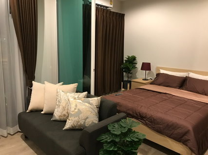 P-147645 Stunning Condo, Zelle Plus Talat Phlu Station Location* 3 mins to BTS Talat Phlu, Only 2.35M! | Line Id @easythaihome | +66(0)85-592-2897