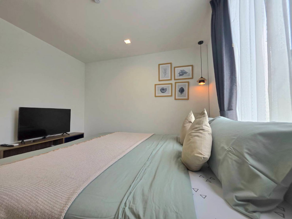 🏙️ Condo for Sale at The Base Central 🌟 Prime City Location | 47 sqm 🛋️ Fully Furnished | Foreign Freehold 💎 - image 4