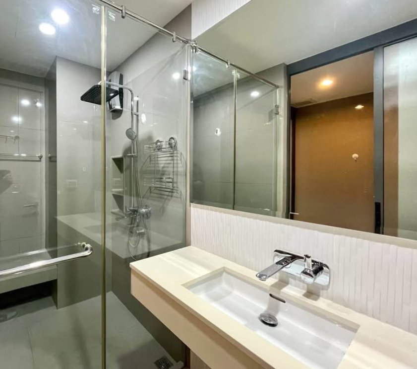 รูป LTH14681 – Apartment for Rent | Rhythm Sukhumvit 42 | 45 sqm | 1 Bedroom 1 Bathroom | Luxury Modern Living Best Value | Near BTS Ekkamai | 40,000 THB/Month | อพาร์ทเม้นท์ให้เช่า Rhythm Sukhumvit 42 ขนาด 45 ตร.ม. 1 ห้องนอน 1 ห้องน้ำ ห้องสวยทันสมัย ใกล้ BTS เอกมัย ราคาเช่าคุ้มค่า 40,000 บาท/เดือน - รูปที่ 3/7